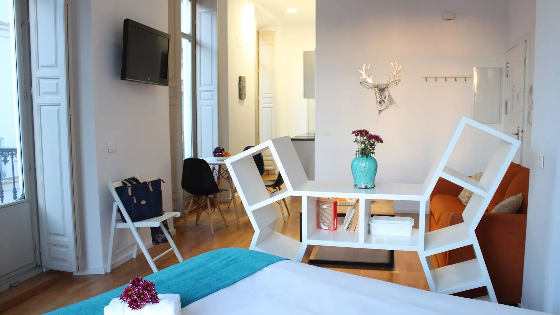 Life Apartments Calderon Málaga 0*,  Spanien